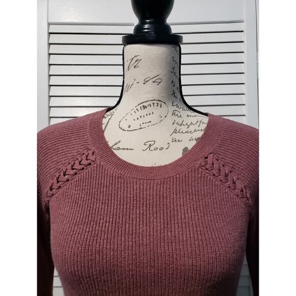 American Eagle Outfitters Knit Sweater Women's Size XS Mauve Braided Shoulder - Picture 2 of 10